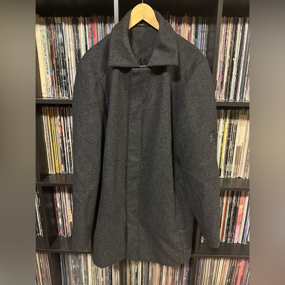 Gorgeous Tiger Woods Collection Peacoat - Picture 5 of 5